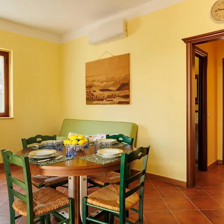 別荘 La Terrazza Sul Mare エラクレア・ミノア